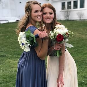 Meet your Posher, Caroline